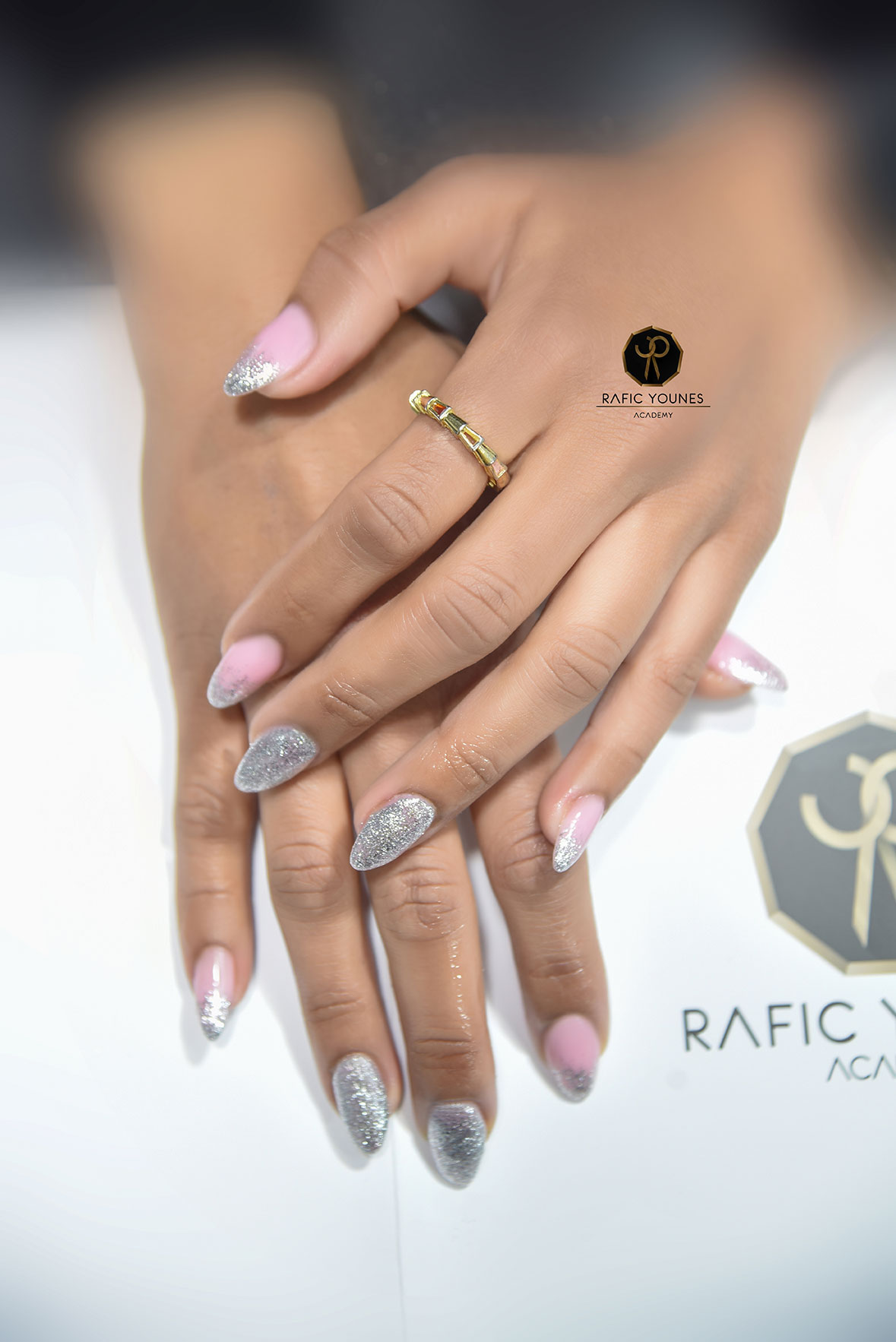 NAILS (1)